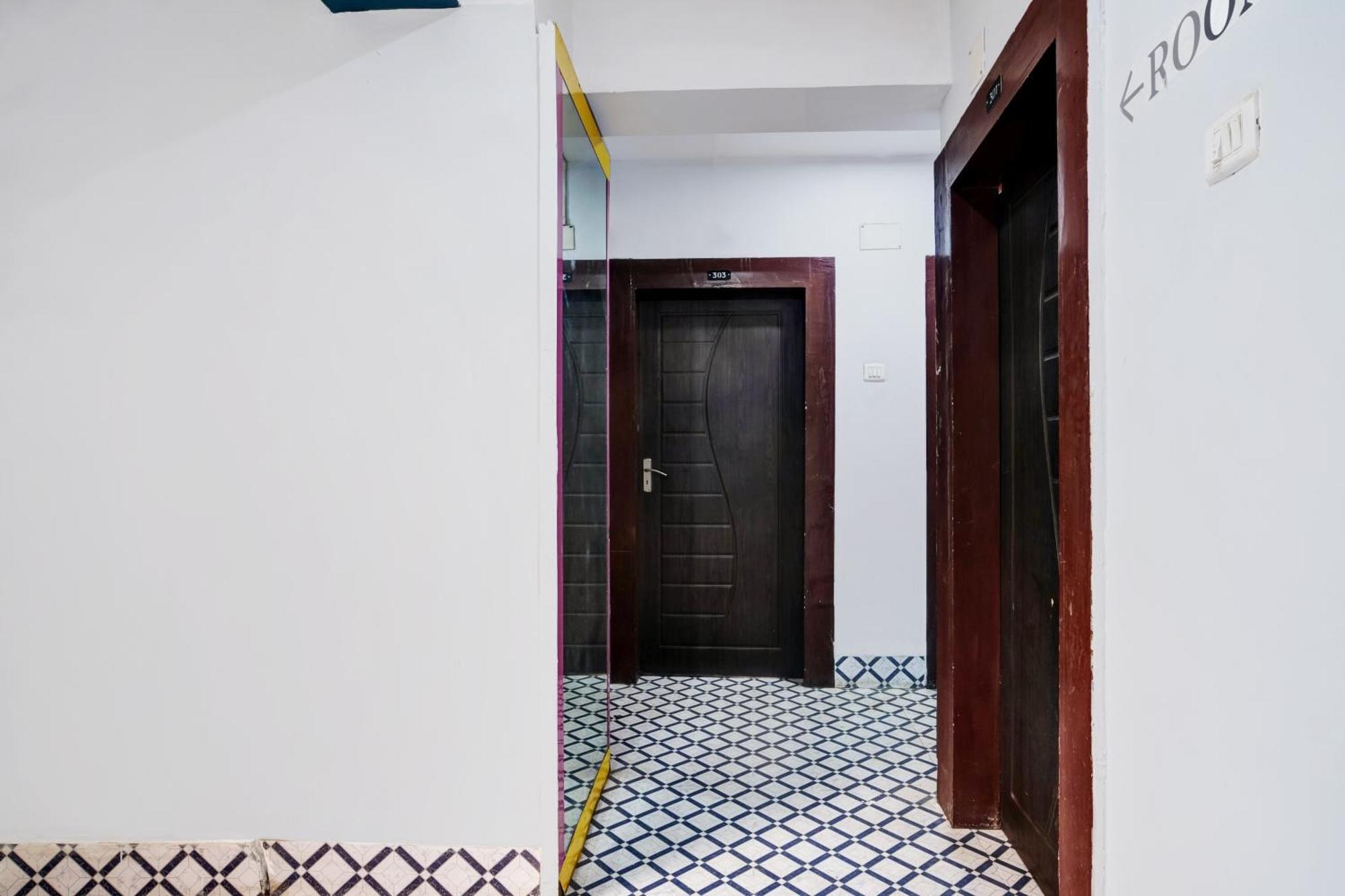 Super Hotel O Noonmati Guwahati Formerly Hotel Sundari Eksteriør billede